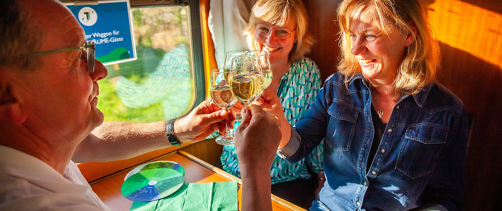 Weinverkostung im Lössnitzdackel