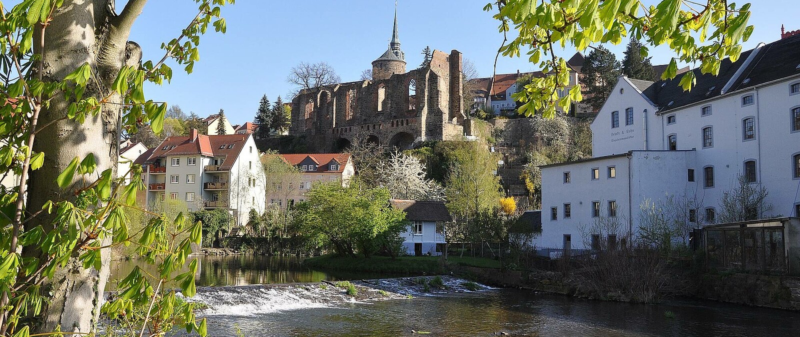 Bautzen mit seiner historischen Altstadt, der malerischen Lage über der Spree und den vielen märchenhaften Türmen ist für viele Menschen das Sinnbild einer mittelalterlichen Stadt. Gäste aus ganz Deutschland finden hier eine einzigartige Atmosphäre 