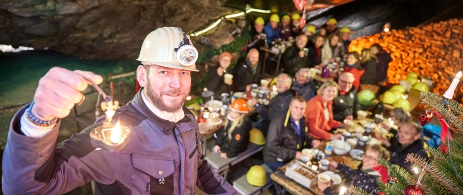 Das Besucherbergwerk Marie Louise Stolln in Berggießhübel öffnet seine Pforten zur traditionellen Weihnachtsfeier in Form einer Mettenschicht. Führung natürlich inklusive.