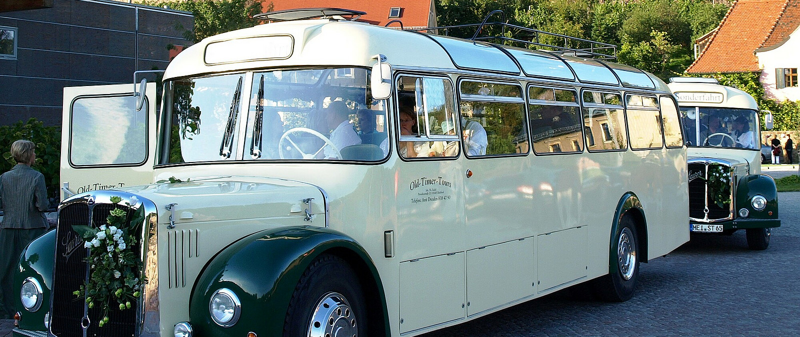 Im Oldtimerbus durch das sächsische Elbland