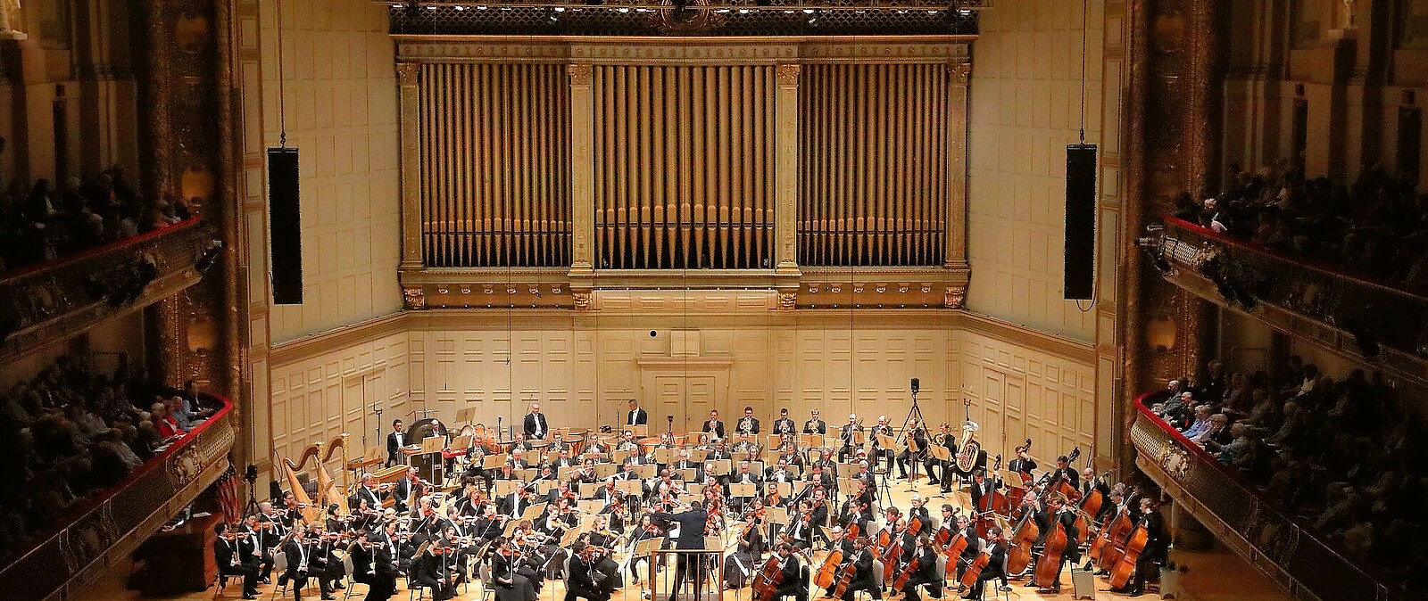 das Boston Symphony Orchestra erwartet und begleitet Sie zum Schostakowitsch-Festival